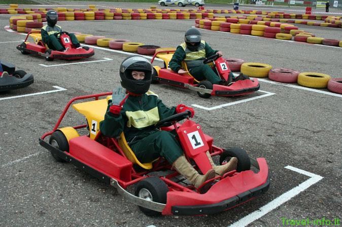 Pasivažinėjimas kartingais, GO KART